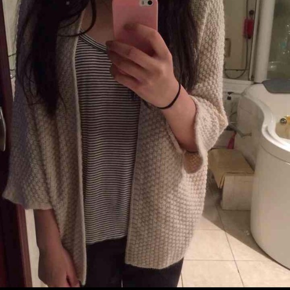 Brandy melville voltaire cardigan - Picture 3 of 4