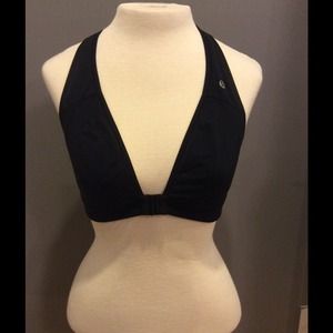 Lululemon sports bra.