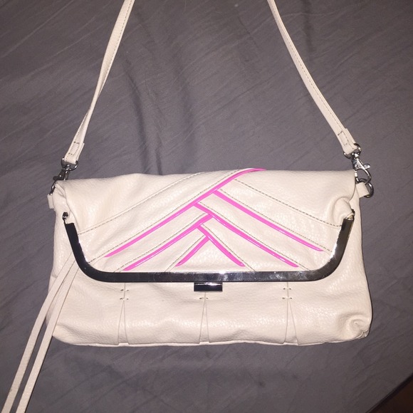 Jessica Simpson cross body purse! Bundled w/ vs