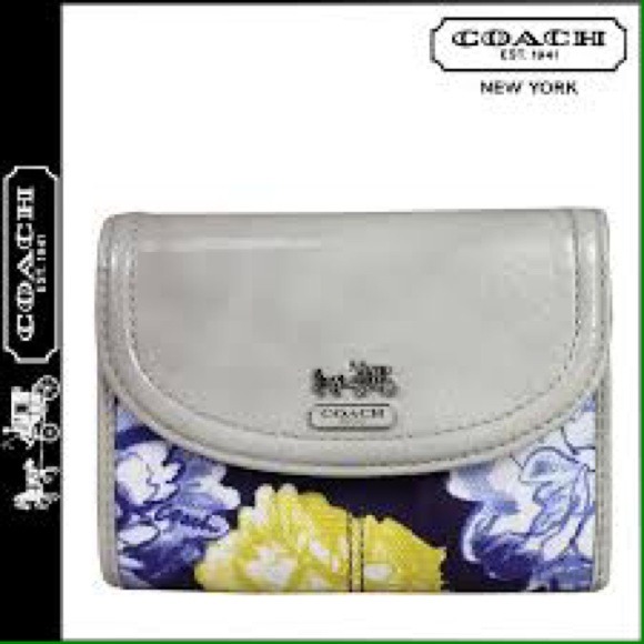 Coach Madison Medium Flap Floral Signature Wallet