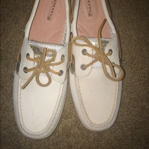 Brand new white sperrys