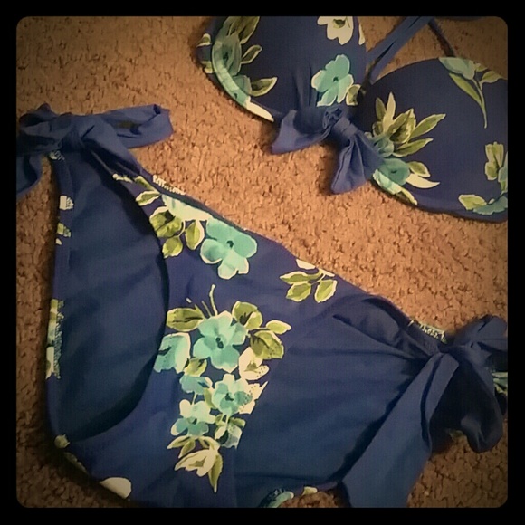 Hollister bikini