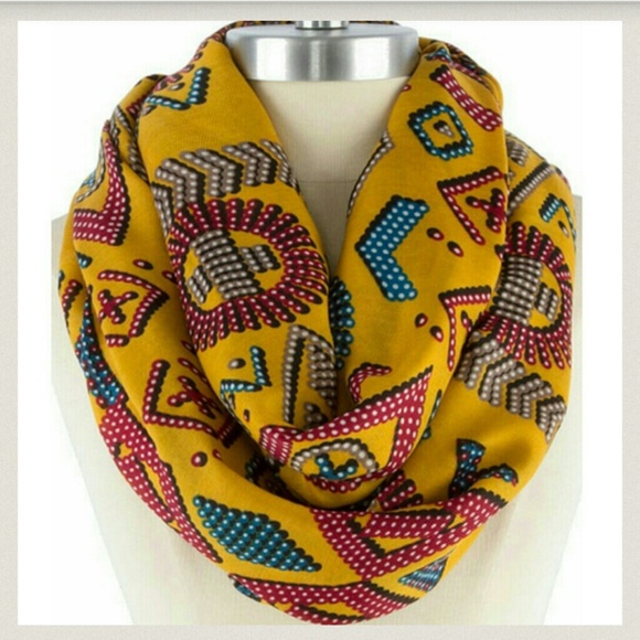 Super soft mustard printed scarf - Picture 4 of 4