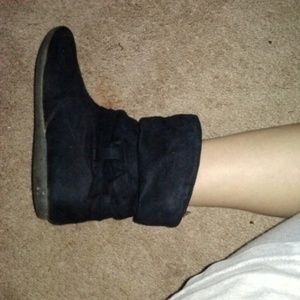 Black ankle bootie