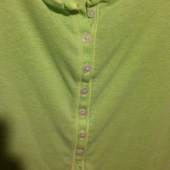 Light green tee - Picture 2 of 3