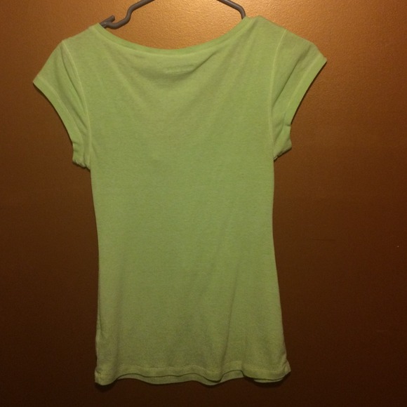 Light green tee - Picture 3 of 3