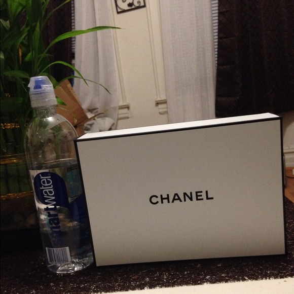 Chanel Box