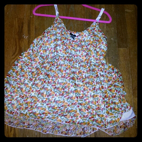 🚫 SOLD🚫 Adorable chiffon babydoll cami