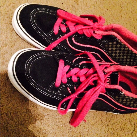 High tops  Pink Checkered Vans - Picture 2 of 2