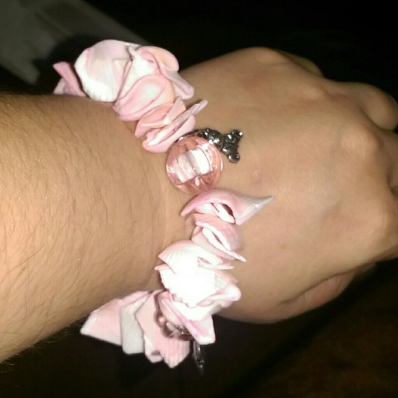 Shell bracelet - Picture 4 of 4