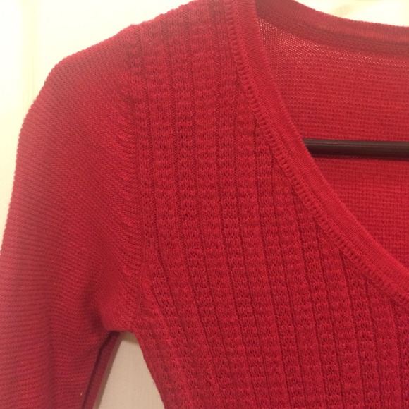 Red sweater - Picture 2 of 3