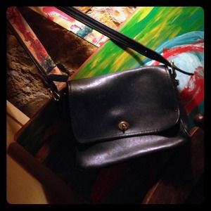 🎉🎈TRADED!! 🎈🎉Coach Crossbody! Authentic!