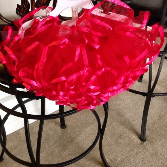 "SOLD". Baby Gap Couture TuTu 3T-5T