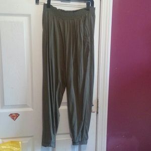 Loose high waisted pants