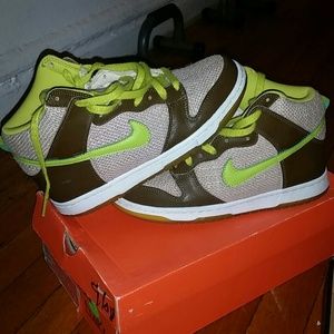 Nike dunk high (gs )