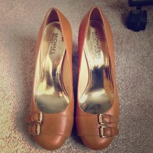 Michael Kors Tan Heels