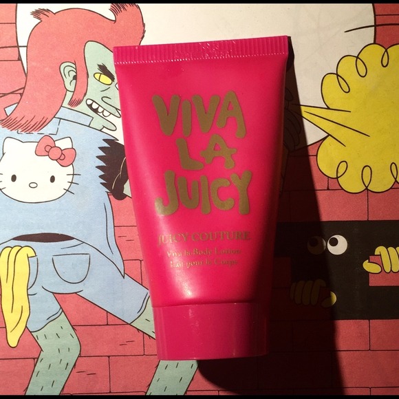Viva La Juicy body lotion