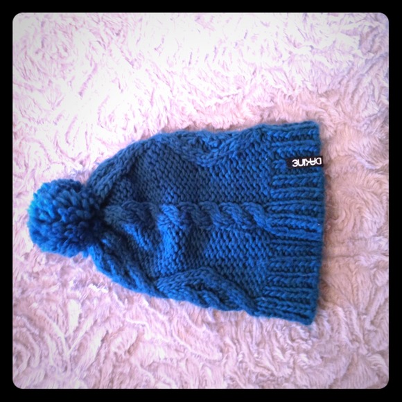 Teal Dakine beanie