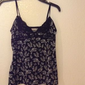 NO BOUNDARIES TOP
