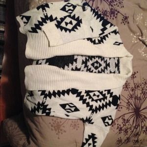 Black and Cream Tribal Print Cardigan