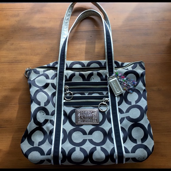 COACH - Black Poppy Tote Purse