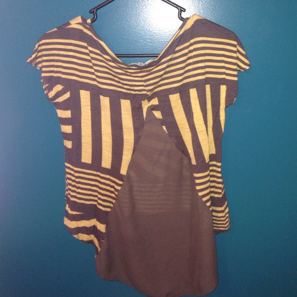 Striped Top - Picture 3 of 4
