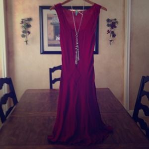 ⬇️PRICE DROP- Beautiful Burgundy Cocktail Dress