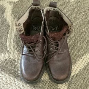 GONE 2Thred Up...Nine West brown leather boots