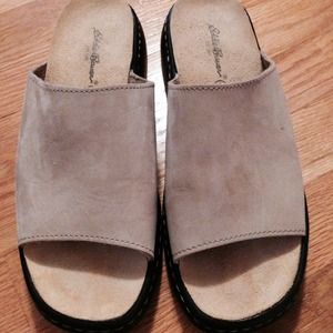 Eddie Bauer Slides Size 9
