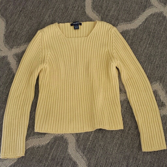 SOLD.The Limited geometric neckline ribbed sweater