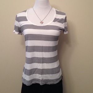 Kirra dark grey striped tee