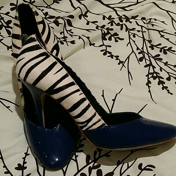 Steve Madden Luxe shoes - Picture 2 of 4