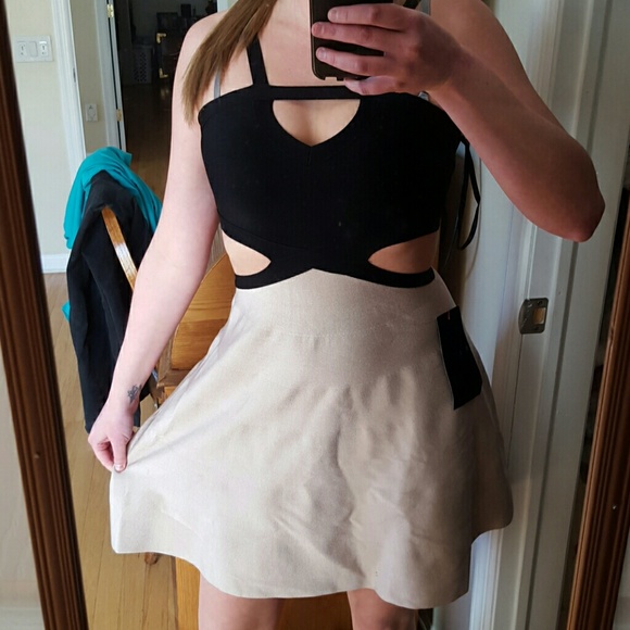 SOLD PRICE FIRM HP 1/17/15 Bebe sexy cut out dress - Picture 3 of 4
