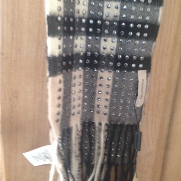 Burberry cashmere studded skinny scarf