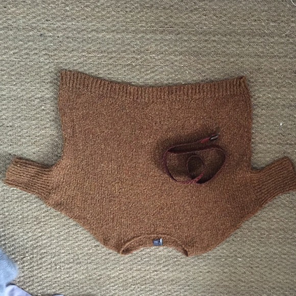 urban outfitter belt &oversized XS sweater 2014
