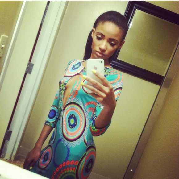 Dress - Picture 1 of 1