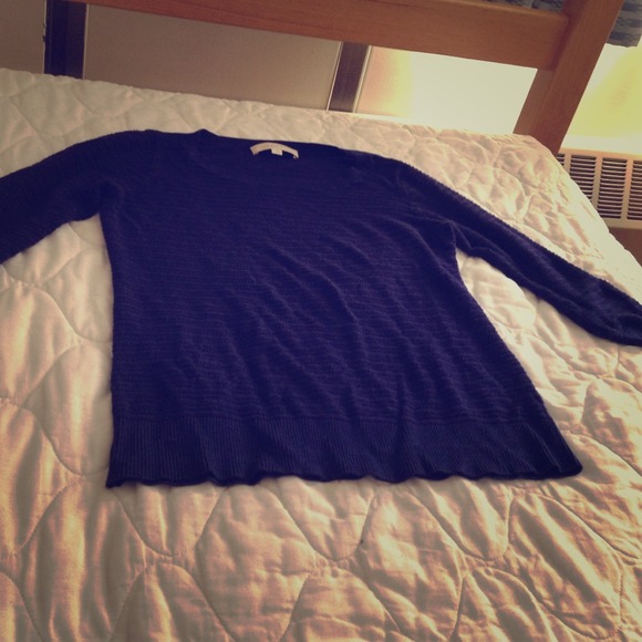 Indigo/Navy blue 3/4 sleeve sweater