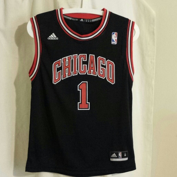 Adidas Tops - BULLS