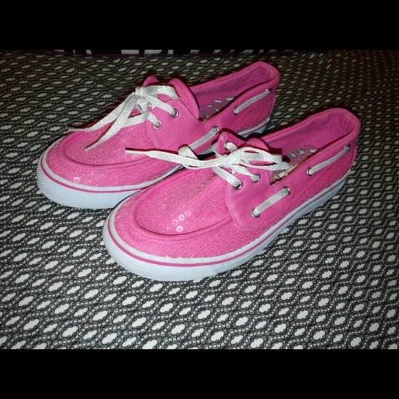 🚫SOLD!🚫 Blue Fin pink shoes