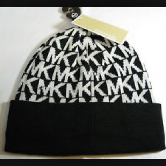 MICHAEL Michael Kors Accessories - MICHAEL KORS SIGNATURE LOGO BEANIE B&W