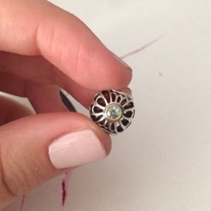 Vintage Allure Pandora Charm