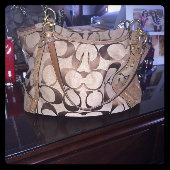 Beautiful coach bag