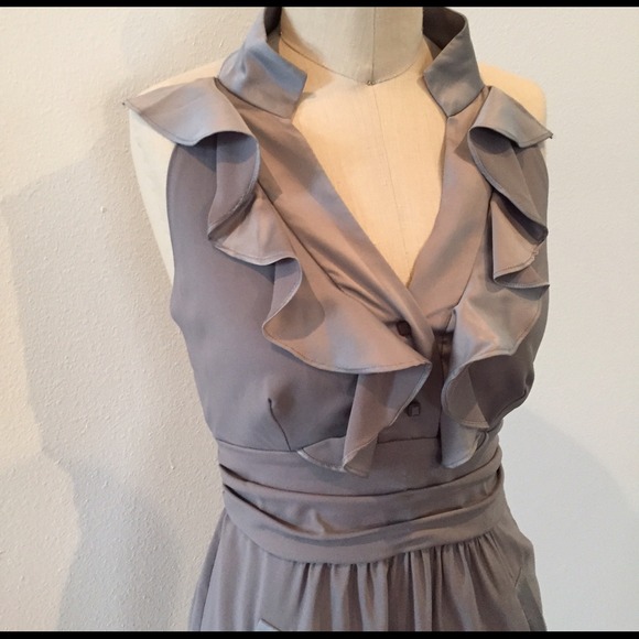 ❌SOLD❌BCBG Generation open back halter dress - Picture 3 of 4