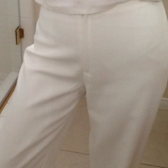 BCBG white pants - Picture 4 of 4