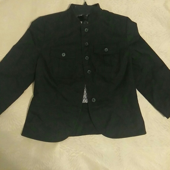 Blazer - Picture 2 of 4