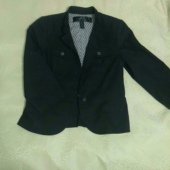 Blazer - Picture 3 of 4