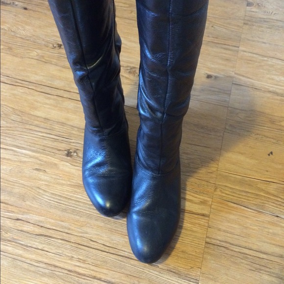 🚫SOLD🚫Aldo Black Leather knee high Boots - Picture 2 of 3