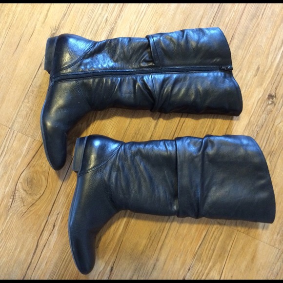 🚫SOLD🚫Aldo Black Leather knee high Boots - Picture 3 of 3