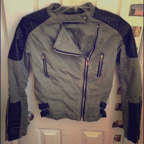 Sporty denim looking jacket