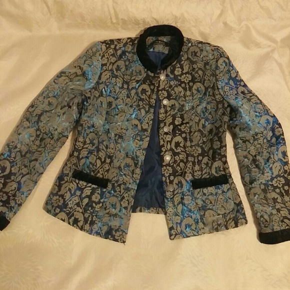 Tribal Blazer - LIKE NEWWW!!